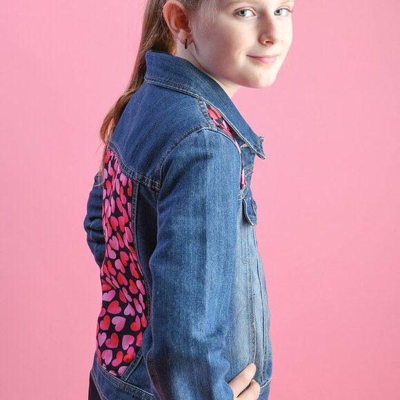 Est 1989 denim jacket Girls 14 upcycled Hearts - Picture 3 of 4